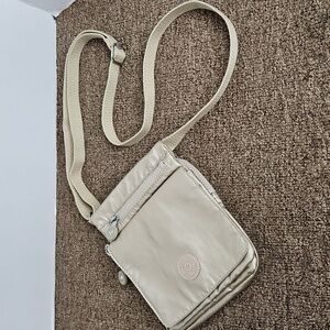 Kipling Crossbody Metallic Gold Bag Adjustable Strap 6x8"